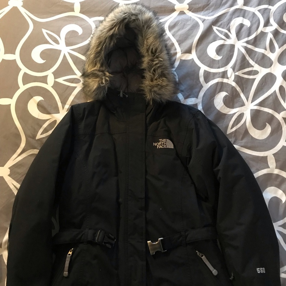 The North Face Faux Fur Parka 550 - W/SMALL